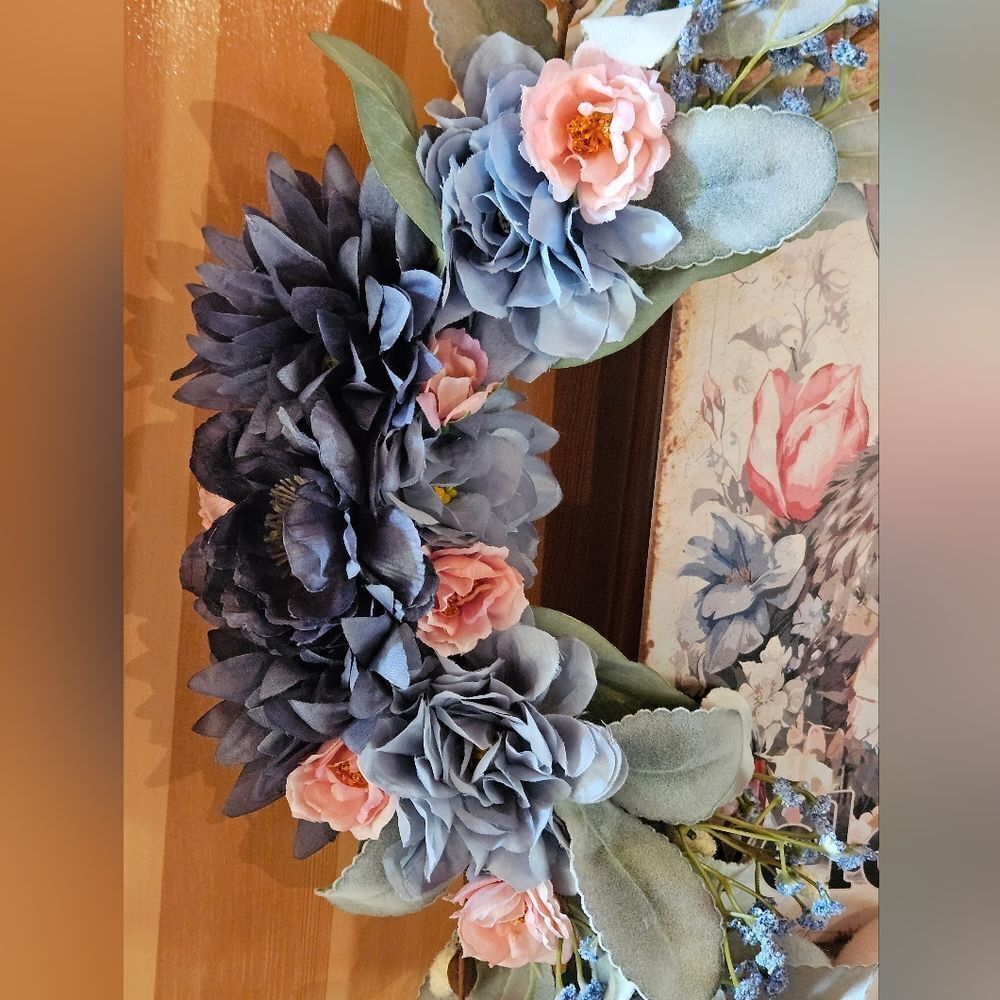 Welcome Spring Bunny Wreath - Picture 5 of 6